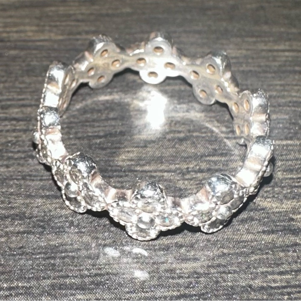 Women’s Pandora ring, sterling silver with cubic zirconia, size 8.5